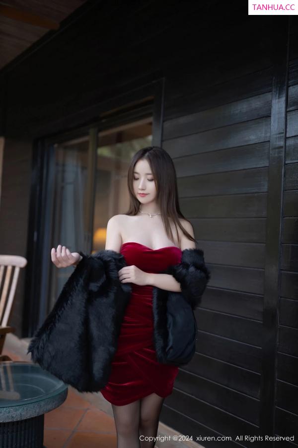   [XiuRen]高清写真图 2024.02.06 No.8077 杏子Yada 相亲情节第3张图片